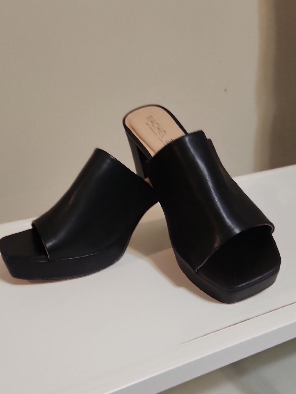 Rachel Zoe Black Leather Platform Mule Slides